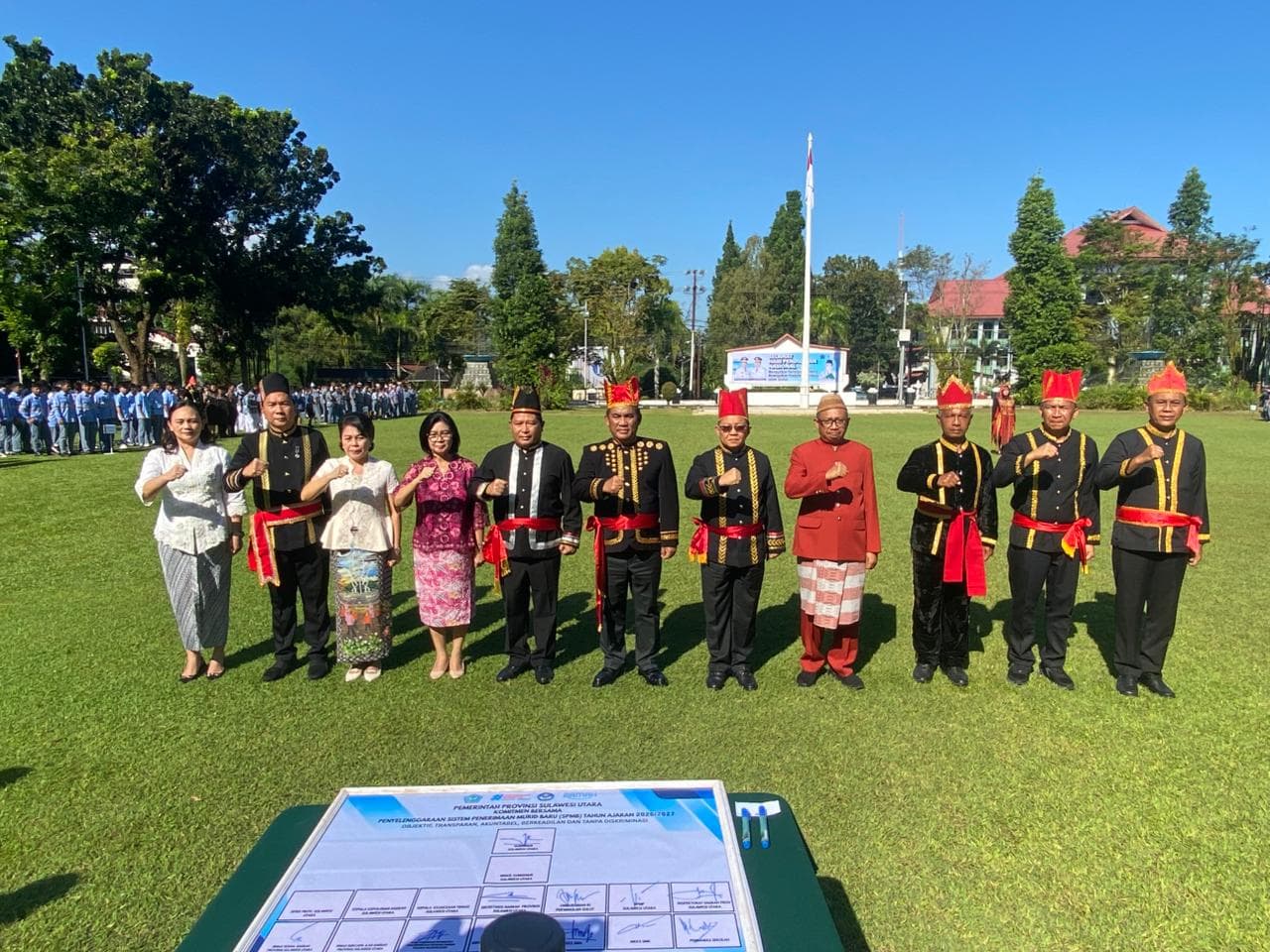 Foto Penandatangan Komitmen Bersama 4
